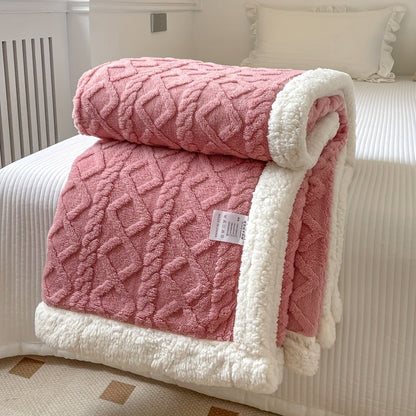 CozyLuxe Reversible Fleece Blanket – Soft Warmth, Timeless Style