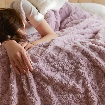 LunaWool Luxury Winter Blanket – Natural Warmth & Soft Comfort