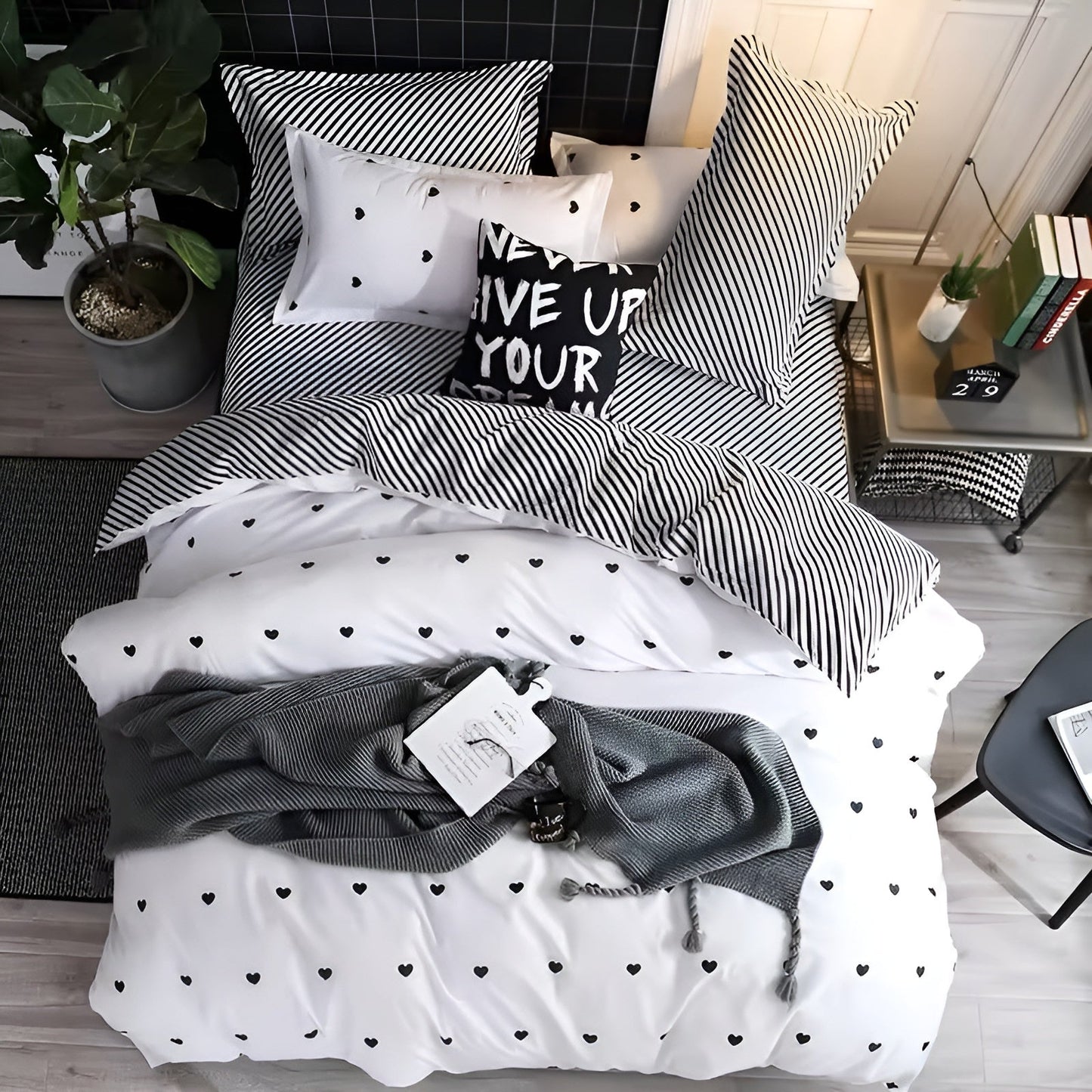 Amoria Bedding Set – Luxury Heart Print Comfort Collection